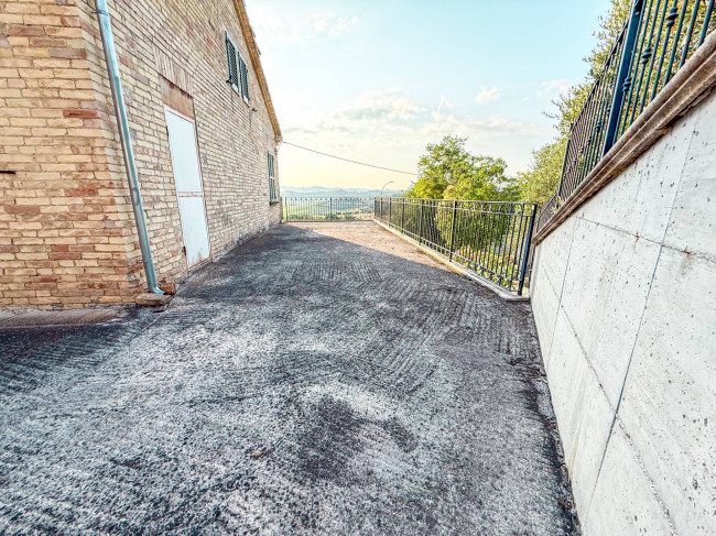 Villa in affitto stagionale a Monsampolo del Tronto