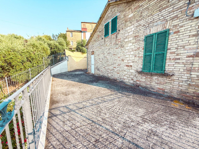 Villa in affitto stagionale a Monsampolo del Tronto