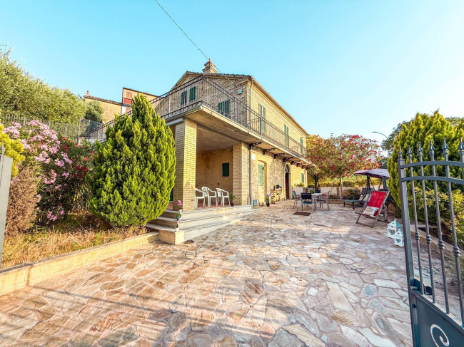 Villa in affitto stagionale a Monsampolo del Tronto