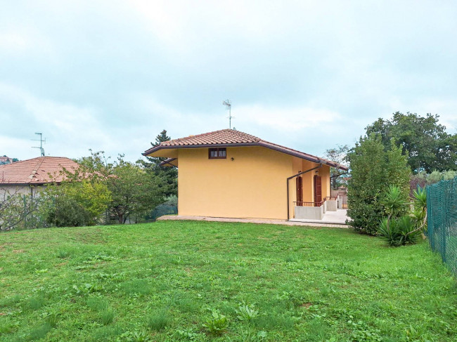 Villa in vendita a Sant'Omero