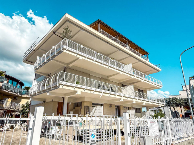 APARTMENT for seasonal rent in San Benedetto del Tronto