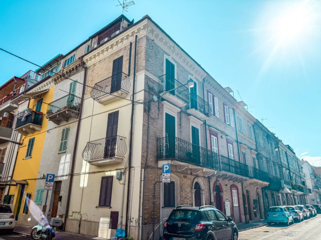 APARTMENT for seasonal rent in San Benedetto del Tronto