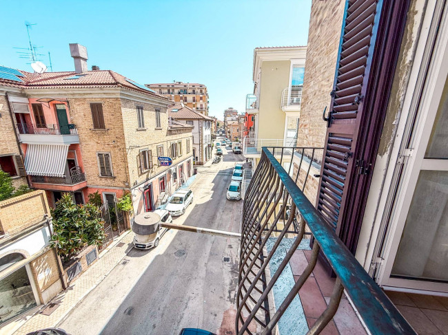 APARTMENT for seasonal rent in San Benedetto del Tronto