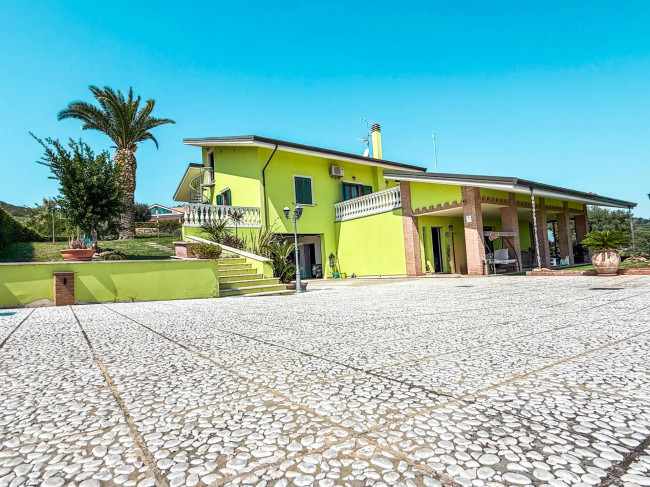 Villa in vendita a Martinsicuro