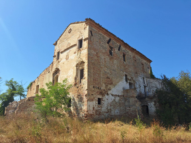 Casale / Rustico in vendita a Monteprandone
