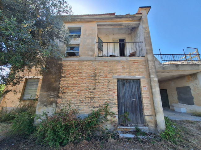 Casale / Rustico in vendita a Monteprandone
