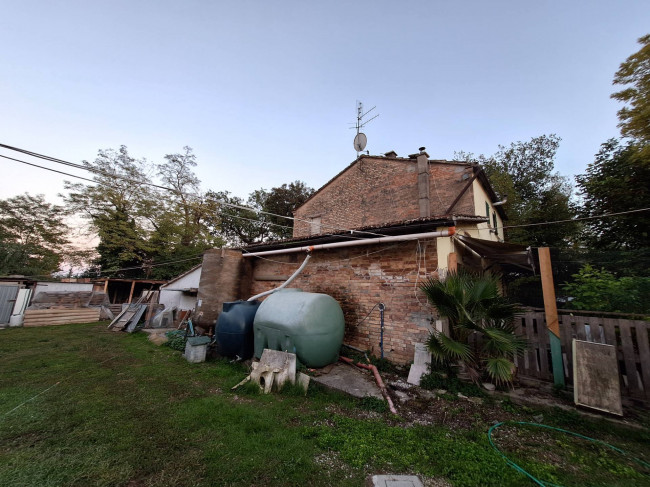 Casale / Rustico in vendita a Spinetoli