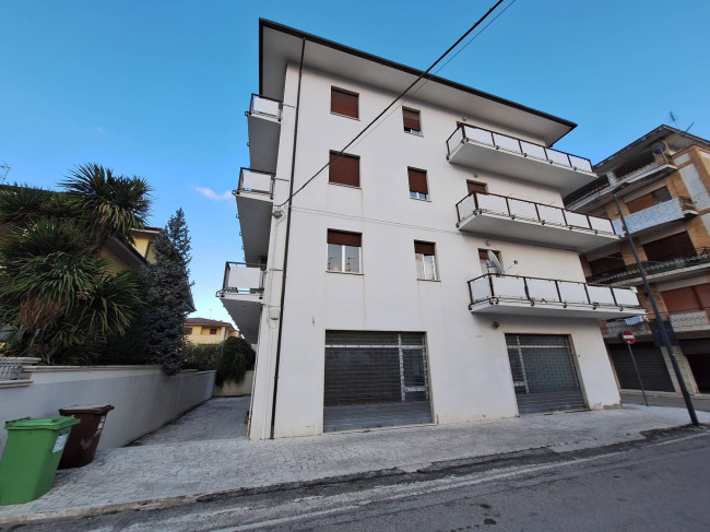 Appartamento in vendita a Sant'Egidio alla Vibrata