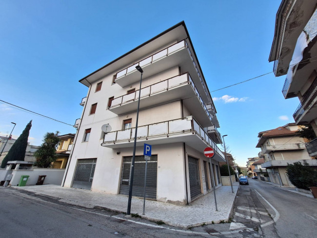 Appartamento in vendita a Sant'Egidio alla Vibrata