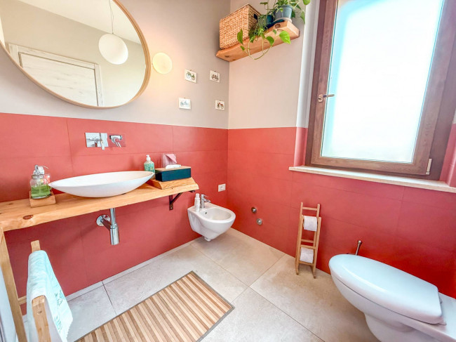 Villa in vendita a Monsampolo del Tronto