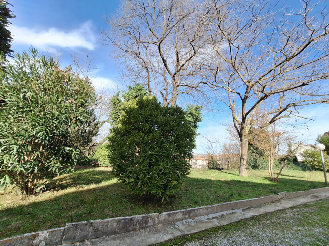 Villa in vendita a Folignano