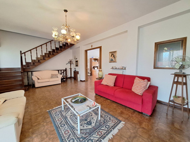 Villa in vendita a Folignano