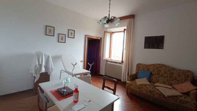 HOUSE for sale in Petritoli