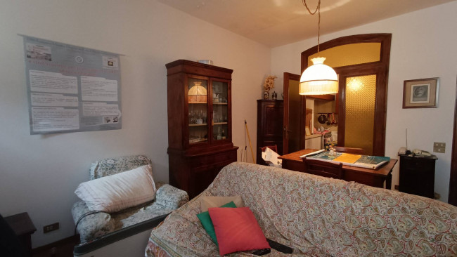 HOUSE for sale in Petritoli