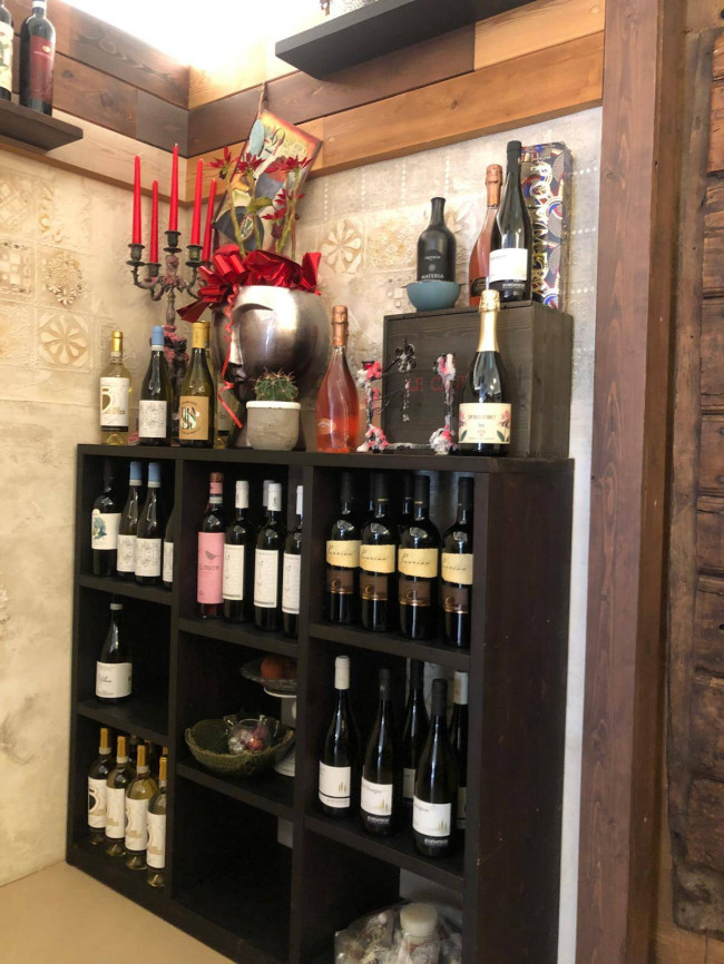 Attività commerciale in affitto/vendita a Ascoli Piceno