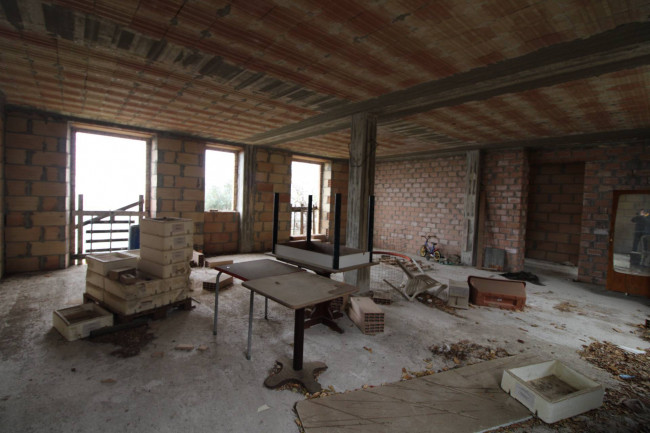 HOUSE for sale in Massignano