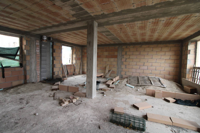 HOUSE for sale in Massignano