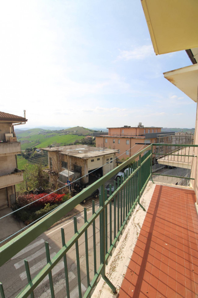 Appartamento in vendita a Carassai