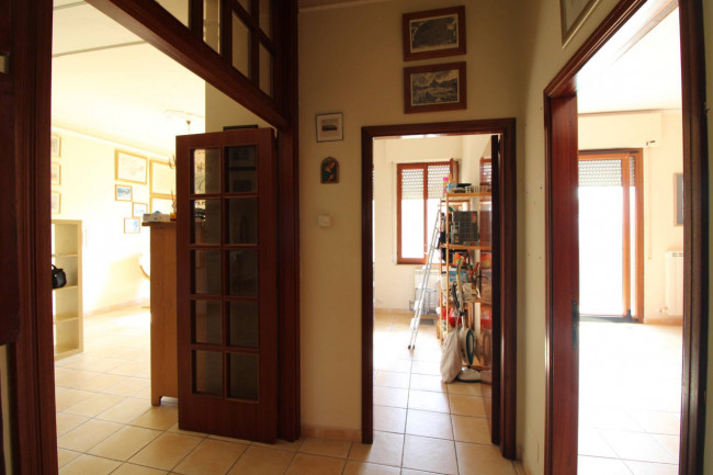 Appartamento in vendita a Carassai