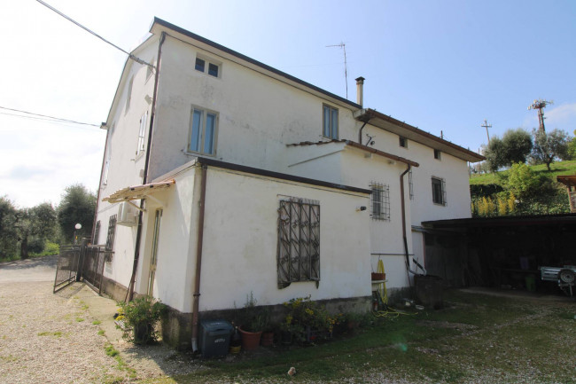 HOUSE for sale in Montegiorgio