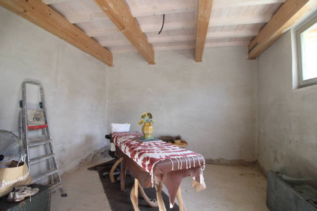 Casale / Rustico in vendita a Rotella