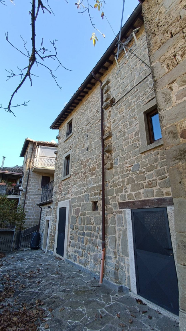  for sale in Valle Castellana