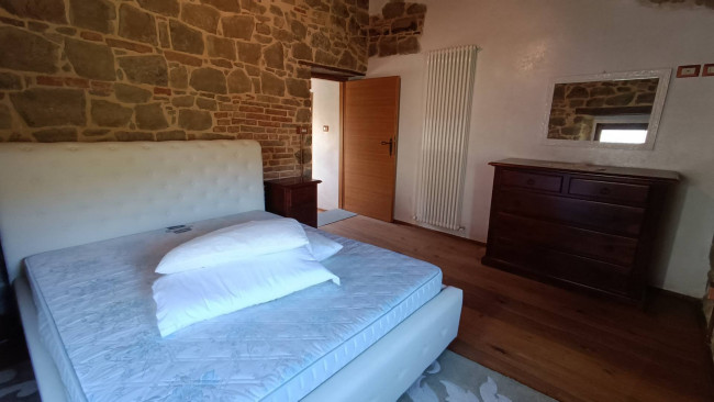  for sale in Valle Castellana