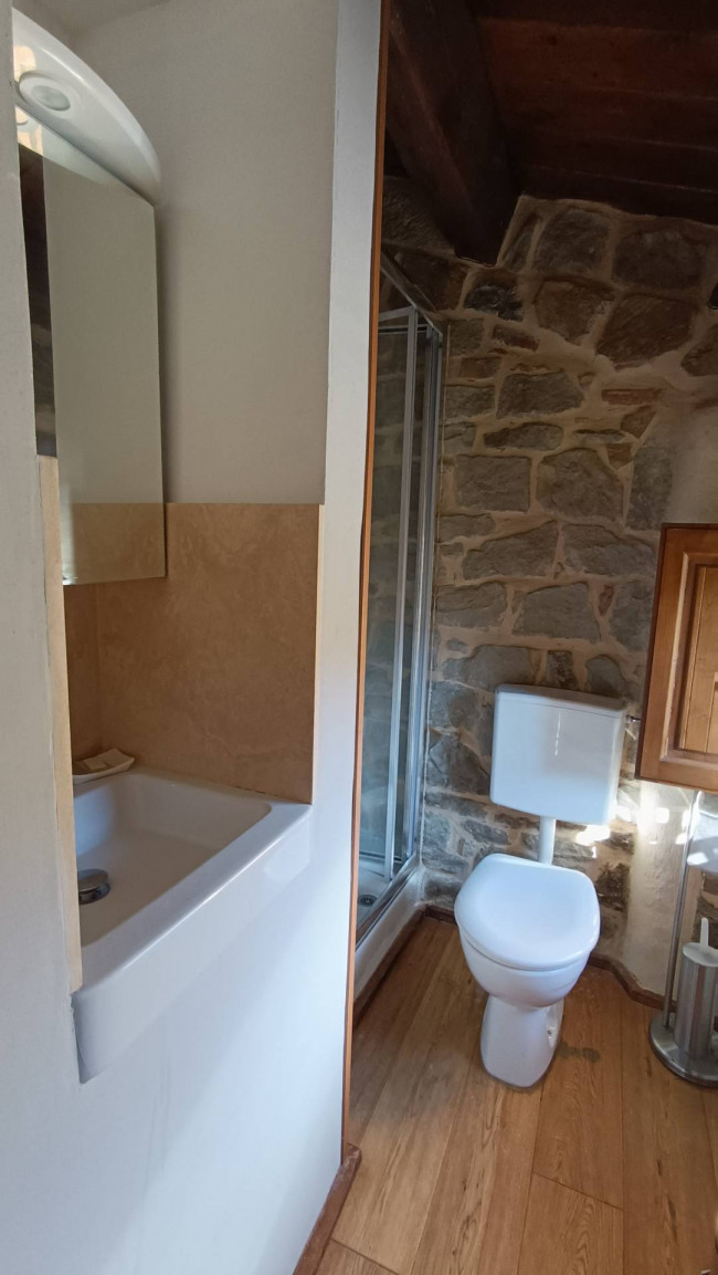  for sale in Valle Castellana