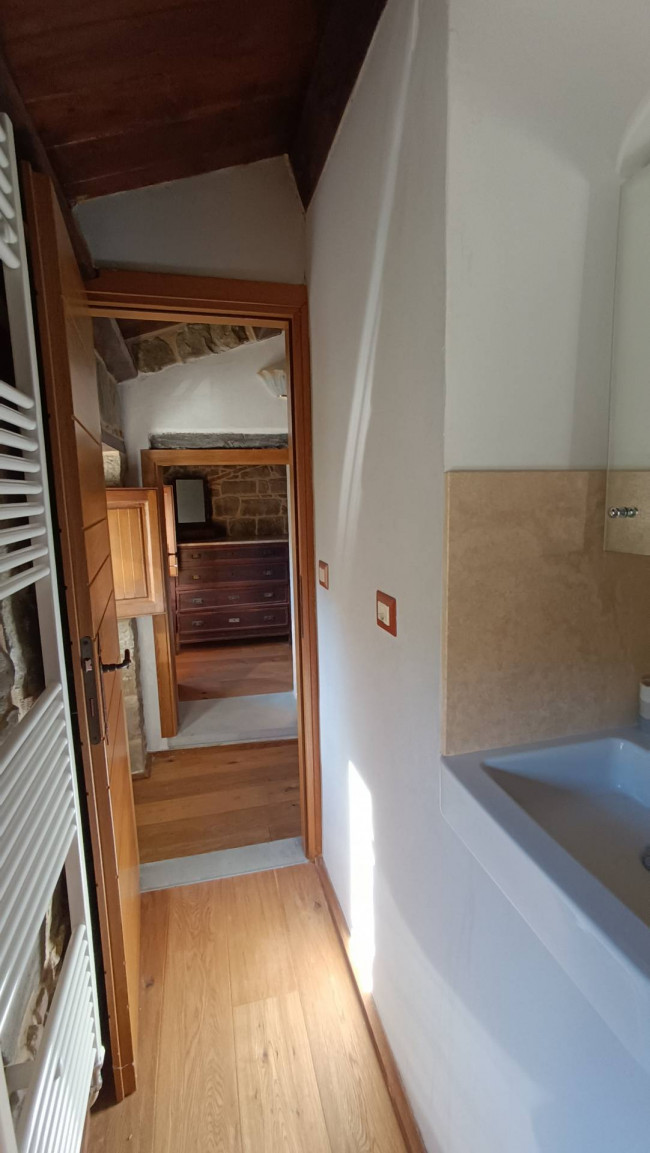  for sale in Valle Castellana