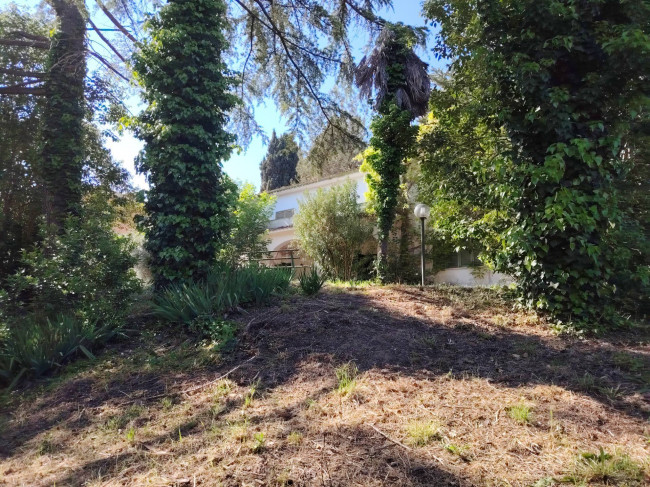 Villa in vendita a Colli del Tronto