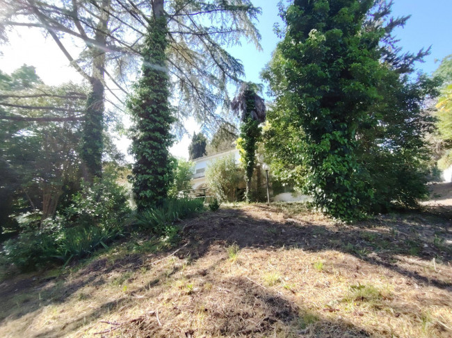 Villa in vendita a Colli del Tronto