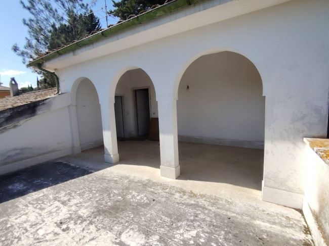 Villa in vendita a Colli del Tronto