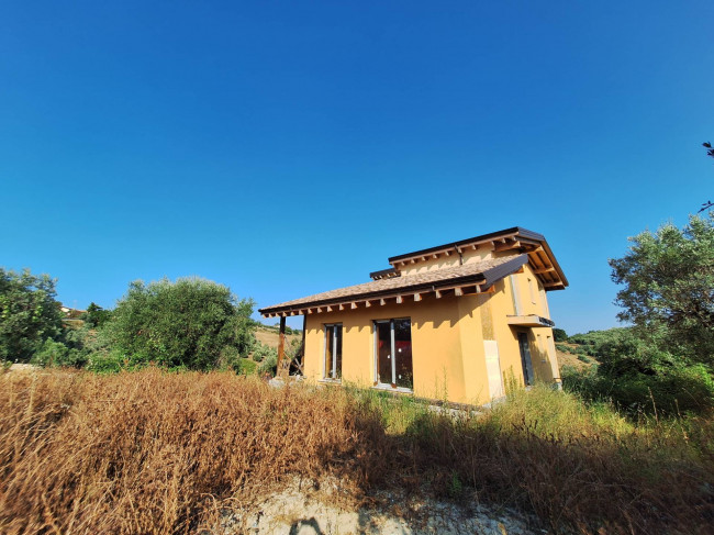 Villa in vendita a Tortoreto