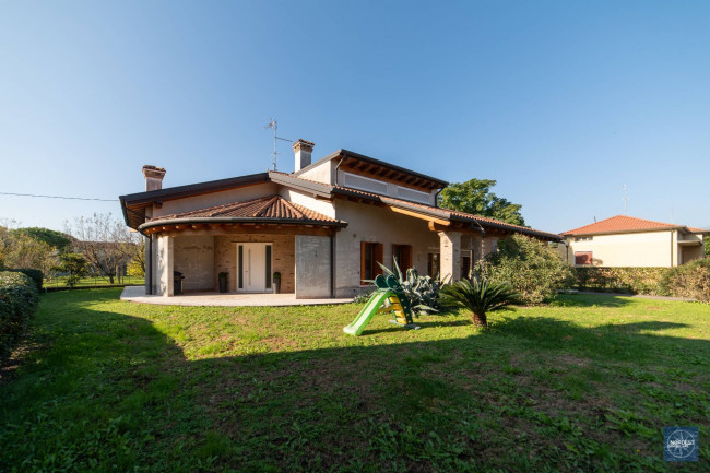 Villa a Godega di Sant'Urbano