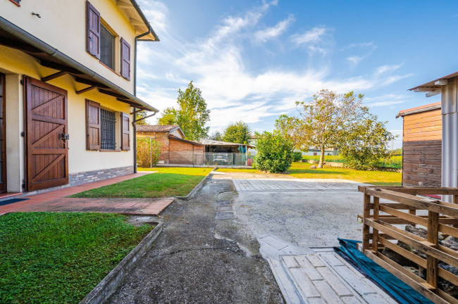 Villa in vendita a San Pietro In Casale (BO)