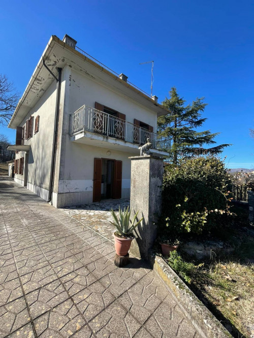 Casa singola in Vendita a Trivigliano