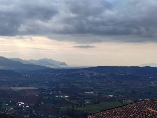 Fondo commerciale in vendita a Maenza (LT)