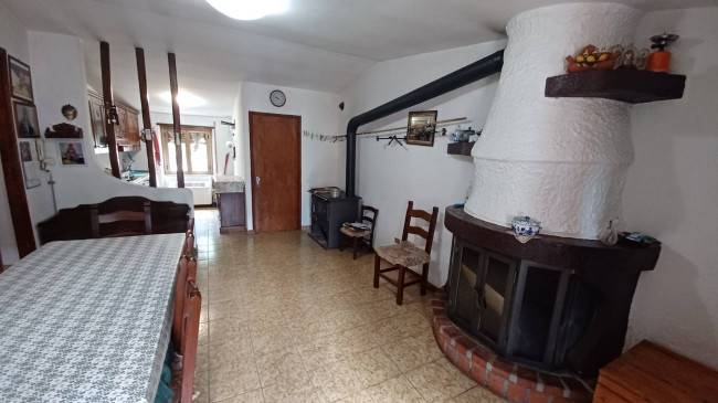 Appartamento in Vendita a Vallecorsa