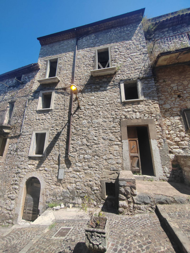 palazzina in Vendita a Vallecorsa