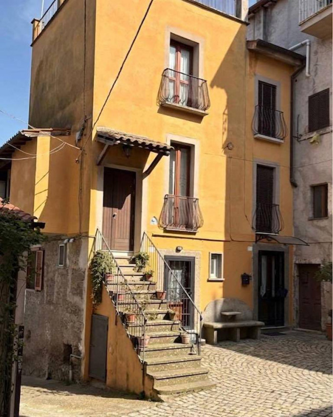 Appartamento in Vendita a Viterbo