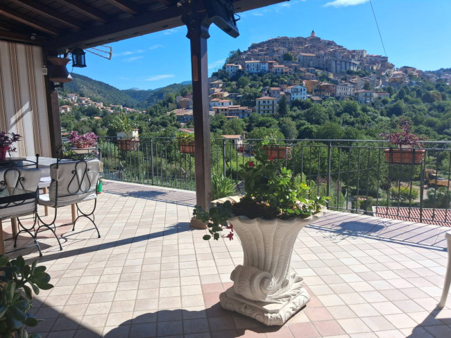Casa  Semindipendente in Vendita a Fiuggi