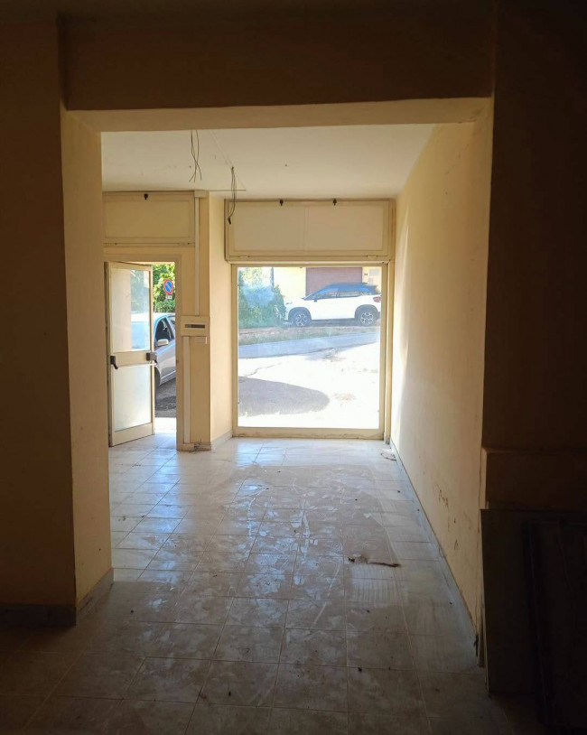 Box o garage in Vendita a Ceccano