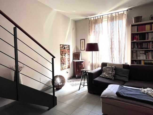 Appartamento in corte in Vendita