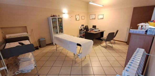 ufficio in Affitto