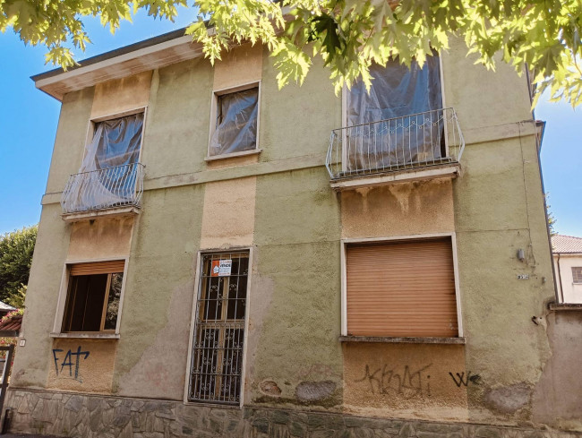 Casa indipendente in Vendita