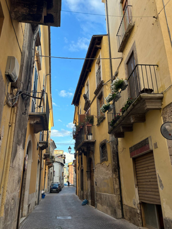 <span>Sulmona</span>