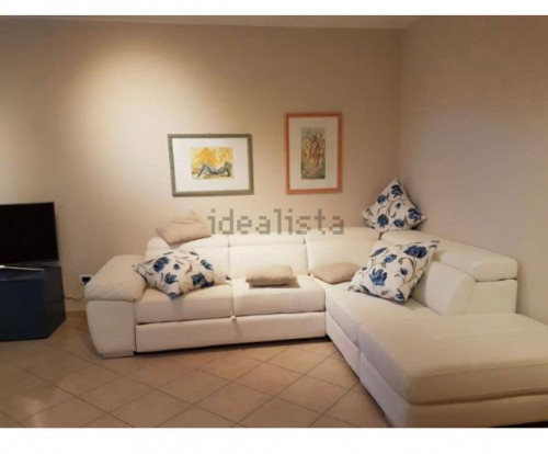 Villette a schiera in Affitto a Carrara