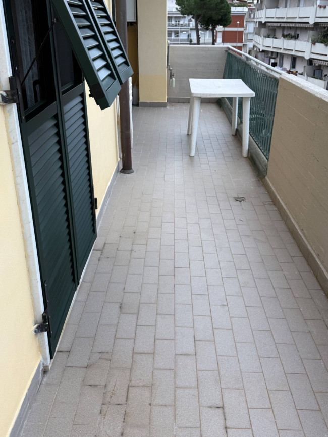 Appartamento in Affitto a Carrara