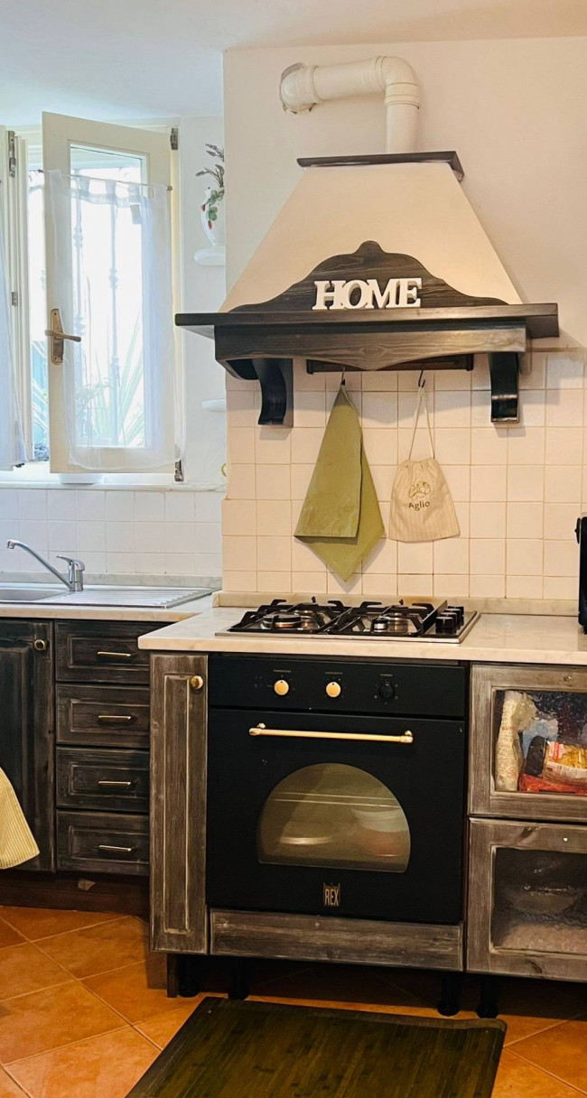 Casa singola in Affitto a Castelnuovo Magra