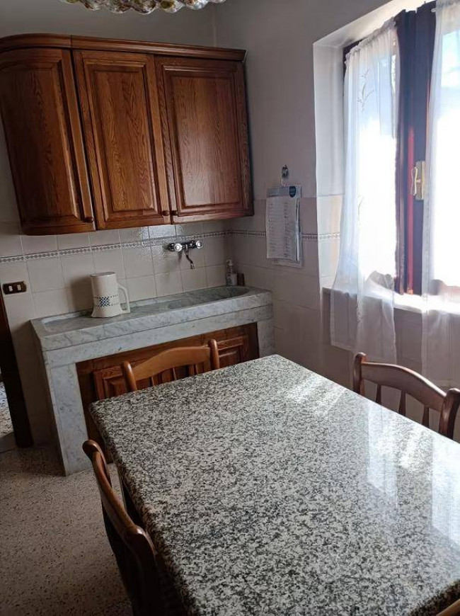 Appartamento in Affitto a Carrara